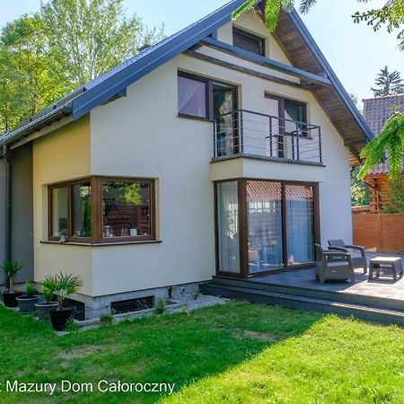 Czarny Kot Mazury Dom Caloroczny Villa Malkinie Exterior photo